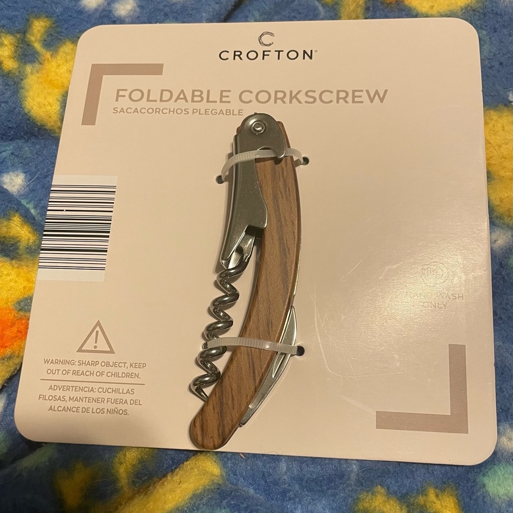 NWT Crofton Wooden Design Corkscrew Bottle Opener - bar wine tools